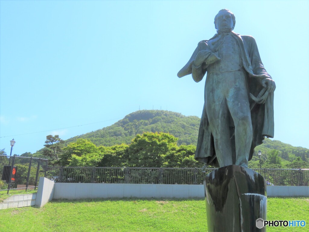 ペリー提督と函館山