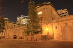 日銀の夜