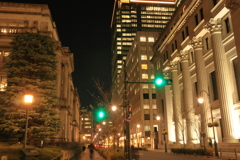 銀行街の夜