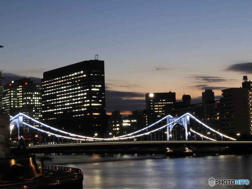 夕暮れの清洲橋