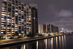 夜の運河