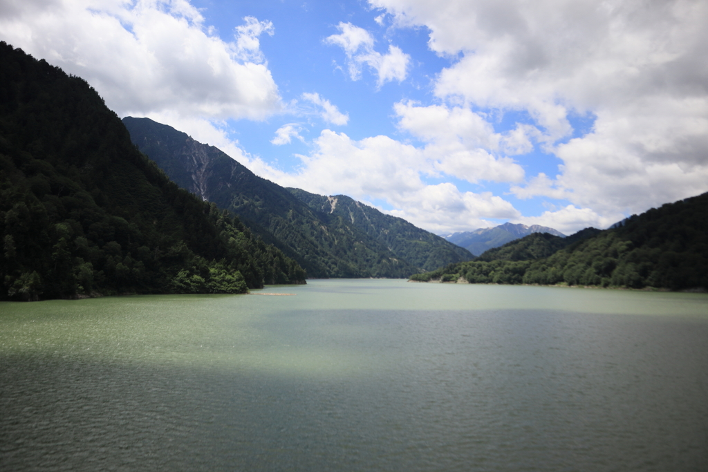 夏の黒部湖