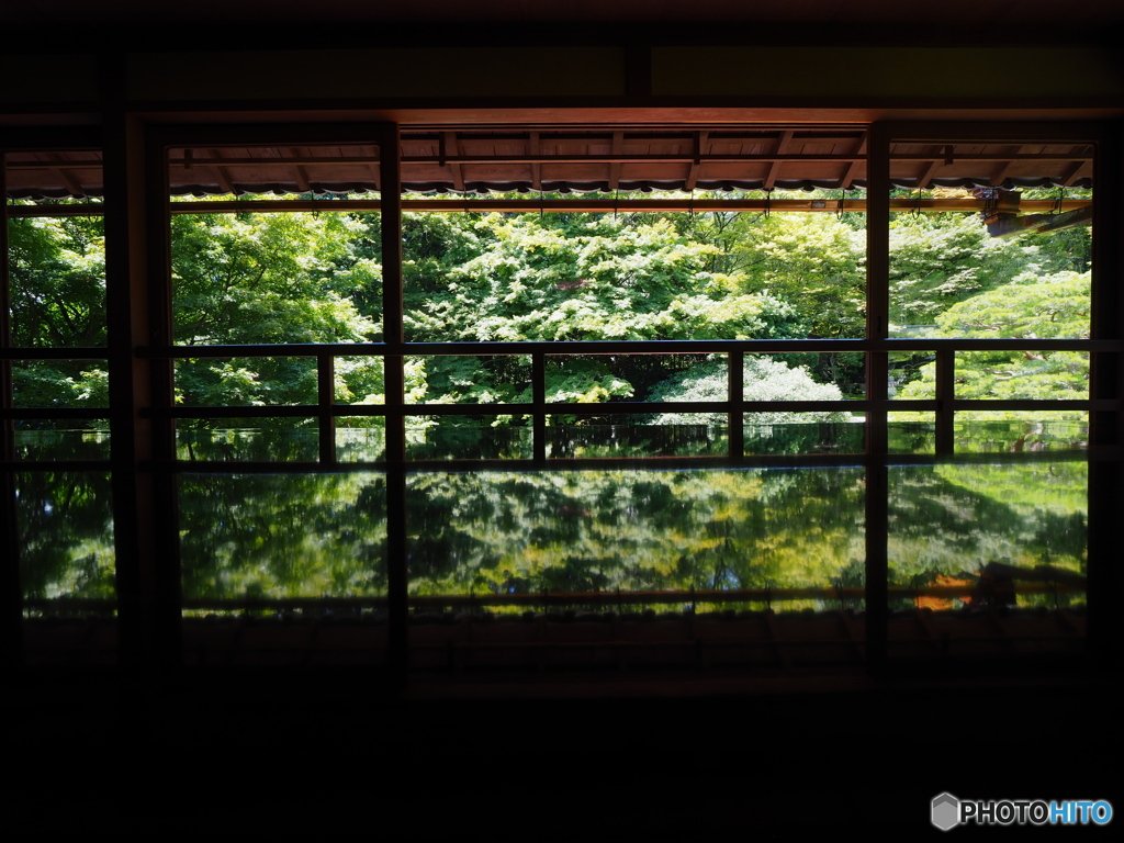湖国の旧寺院にてC