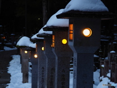 雪の高野山 ４