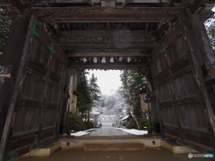 雪の高野山 ３