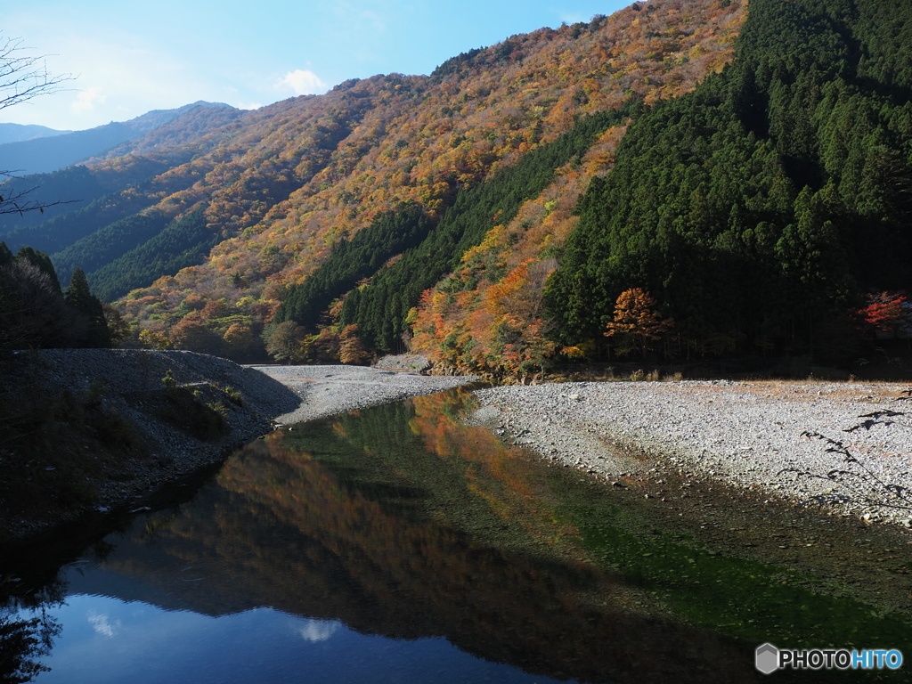 色づく山々Ⅰ