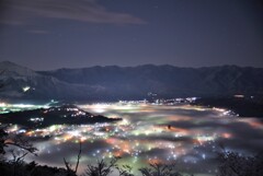 雪の日の雲海夜景