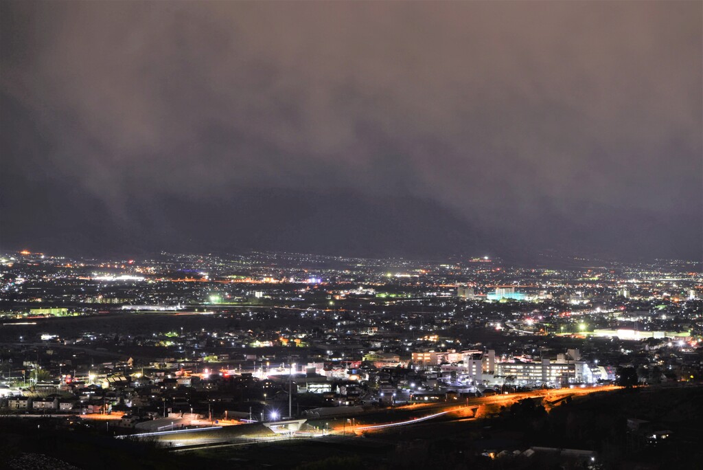 雨上がりの夜景