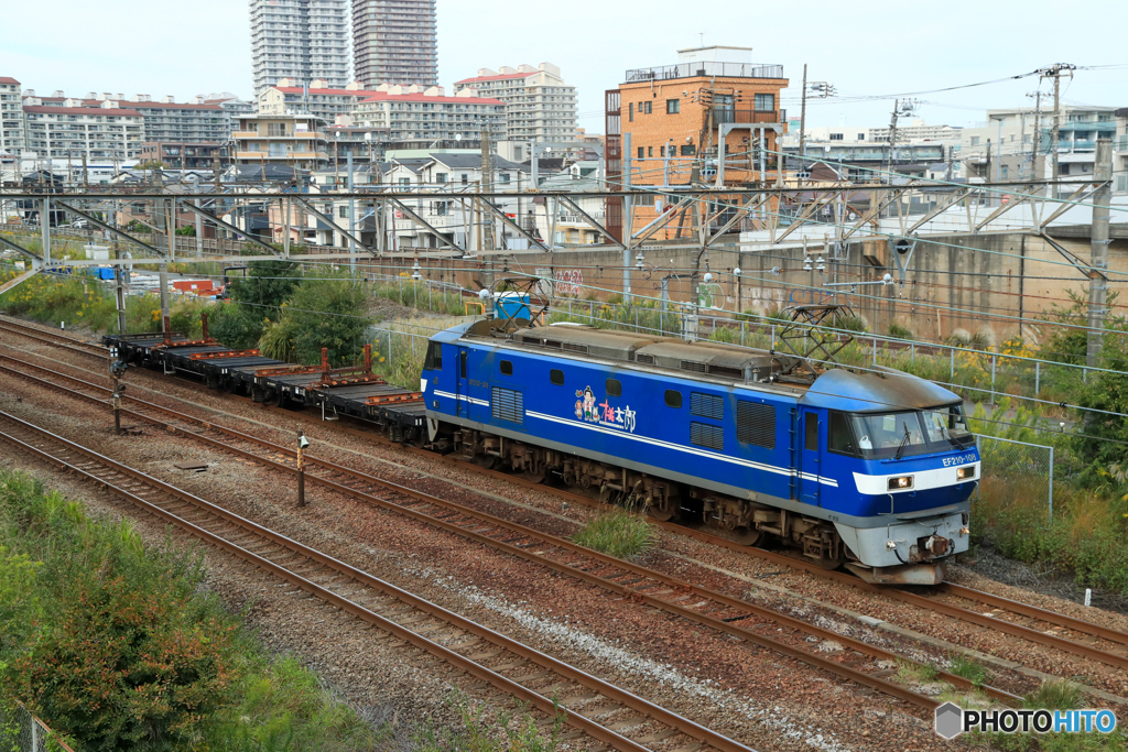 2025/10/13　8764　EF210-108