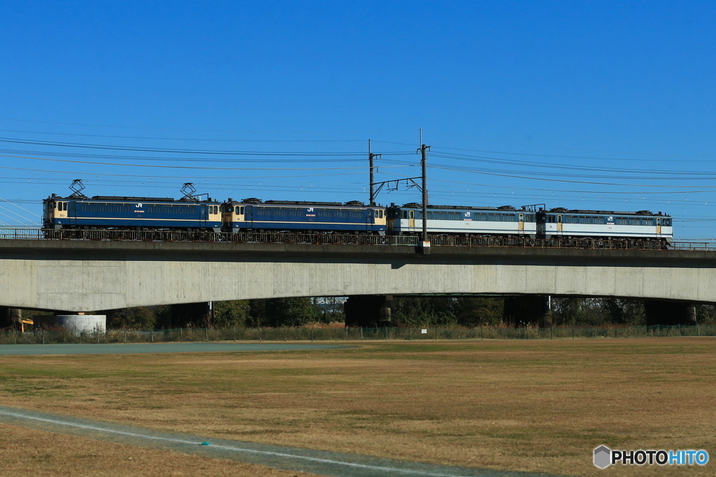 2023/12/04　単8283　EF65-2066