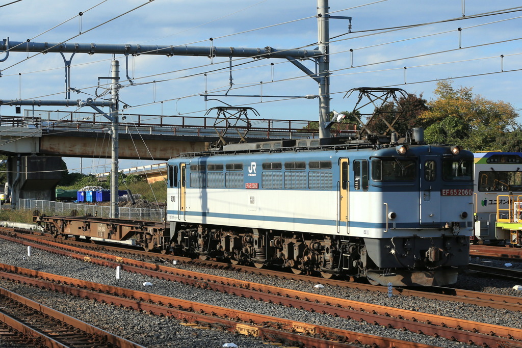 2022/11/05　配8592　EF65-2060