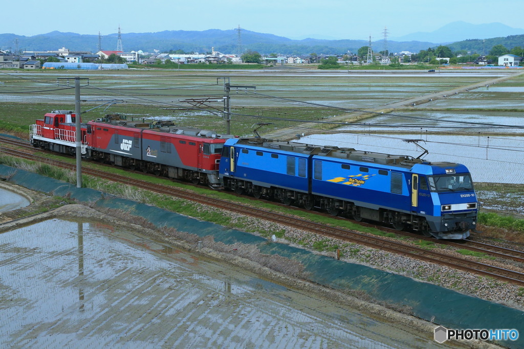 2023/05/13　配8788　EH200-10