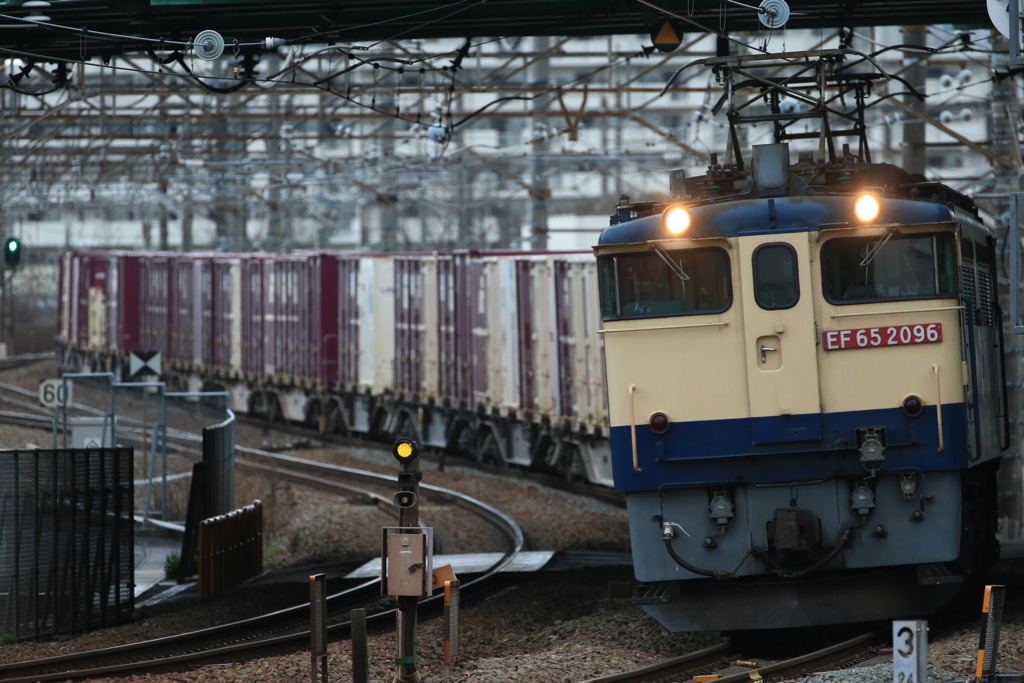 2022/03/27　77　EF65-2096