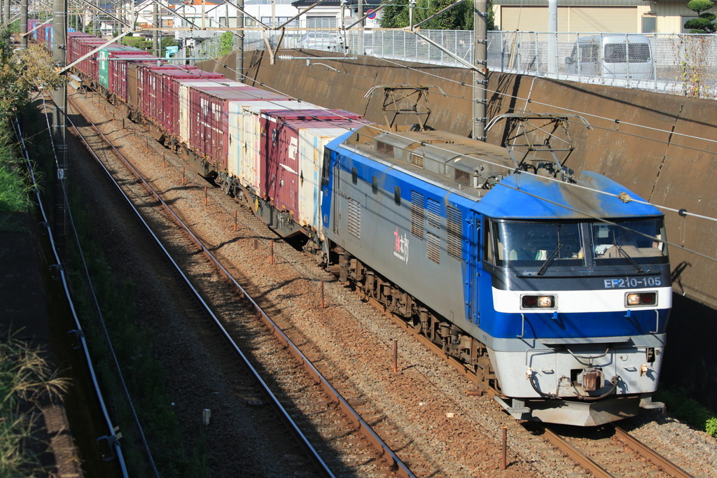 2022/07/30　4067　EF210-105