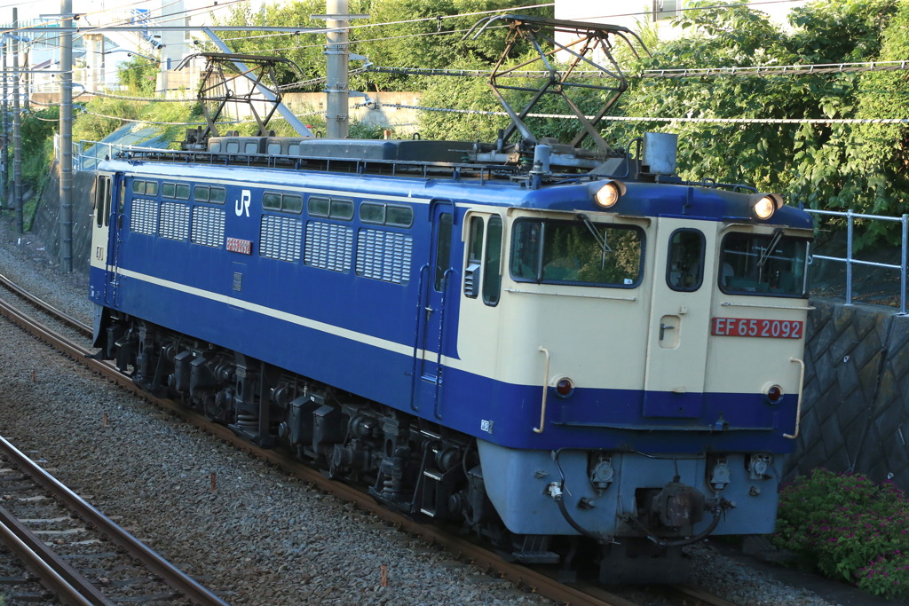 2022/09/10　単9468　EF65-2092