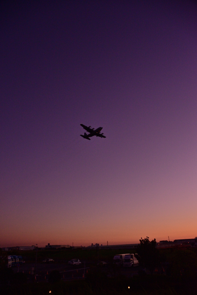 夜間訓練、お疲れ様です