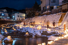 川の流れのよう灯