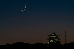宵の二日月