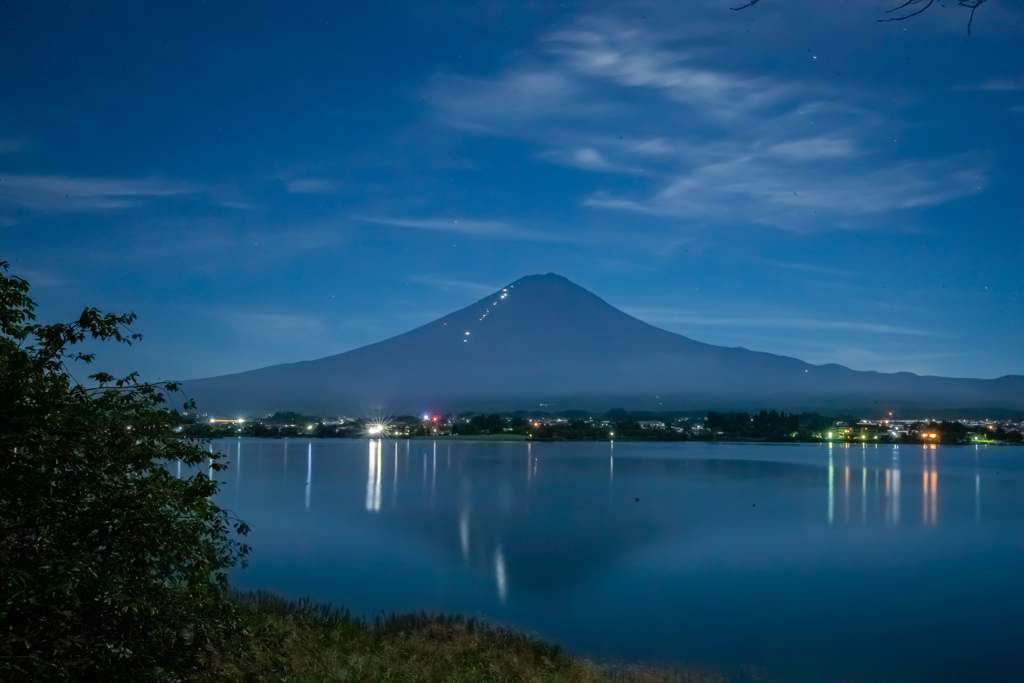 夜の顔