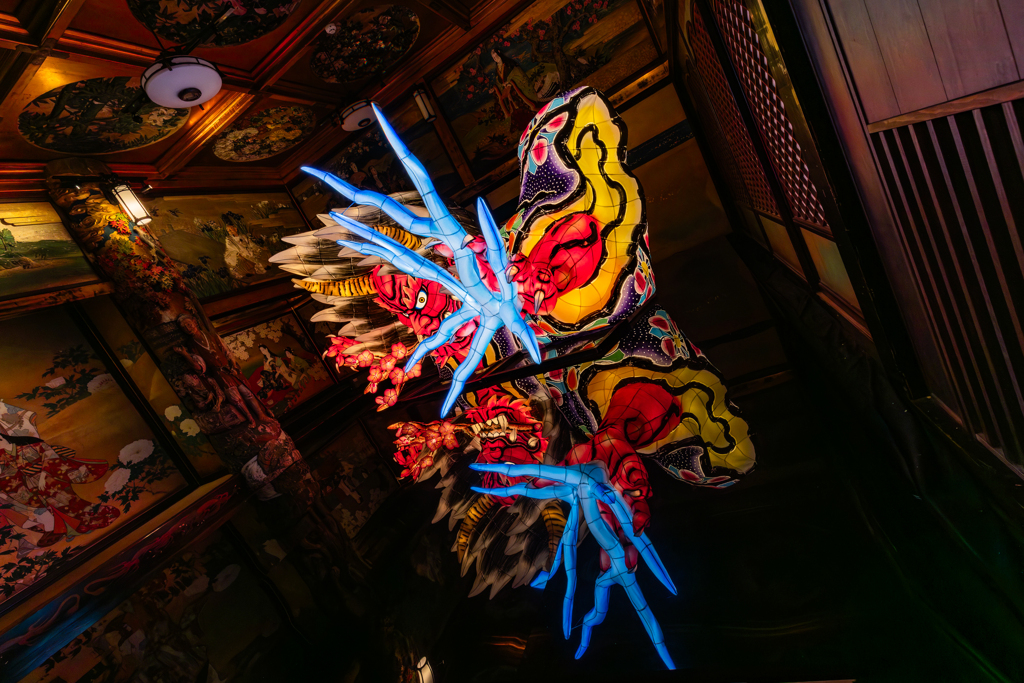 雷光に舞う鬼神