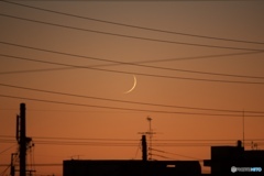 秋の夕焼けとお月様