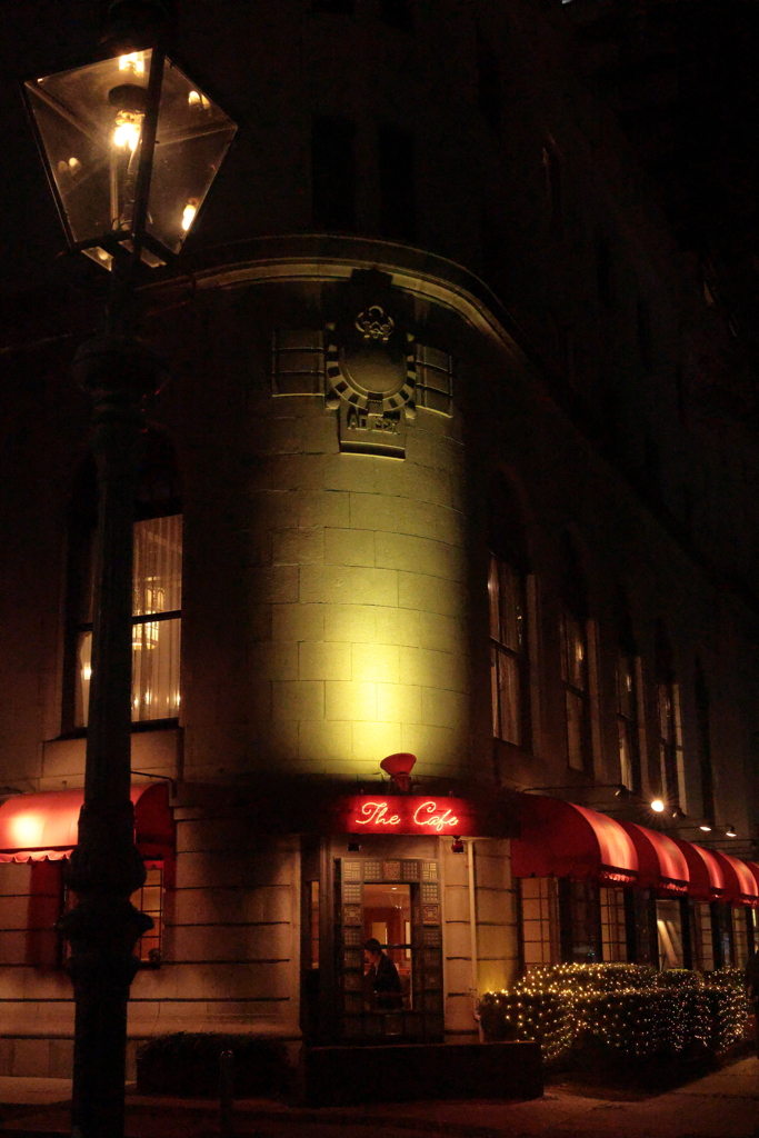 丸みを帯びた角