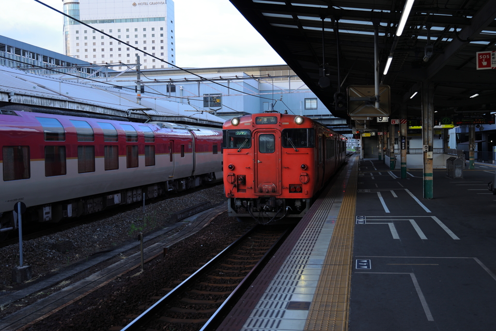 キハ４７系　快速ことぶき
