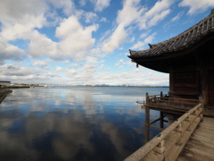 琵琶湖の空