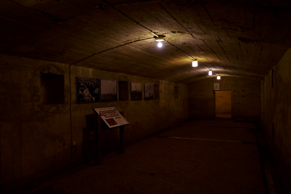 鹿屋地下壕第一電信室