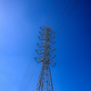 快晴の送電線