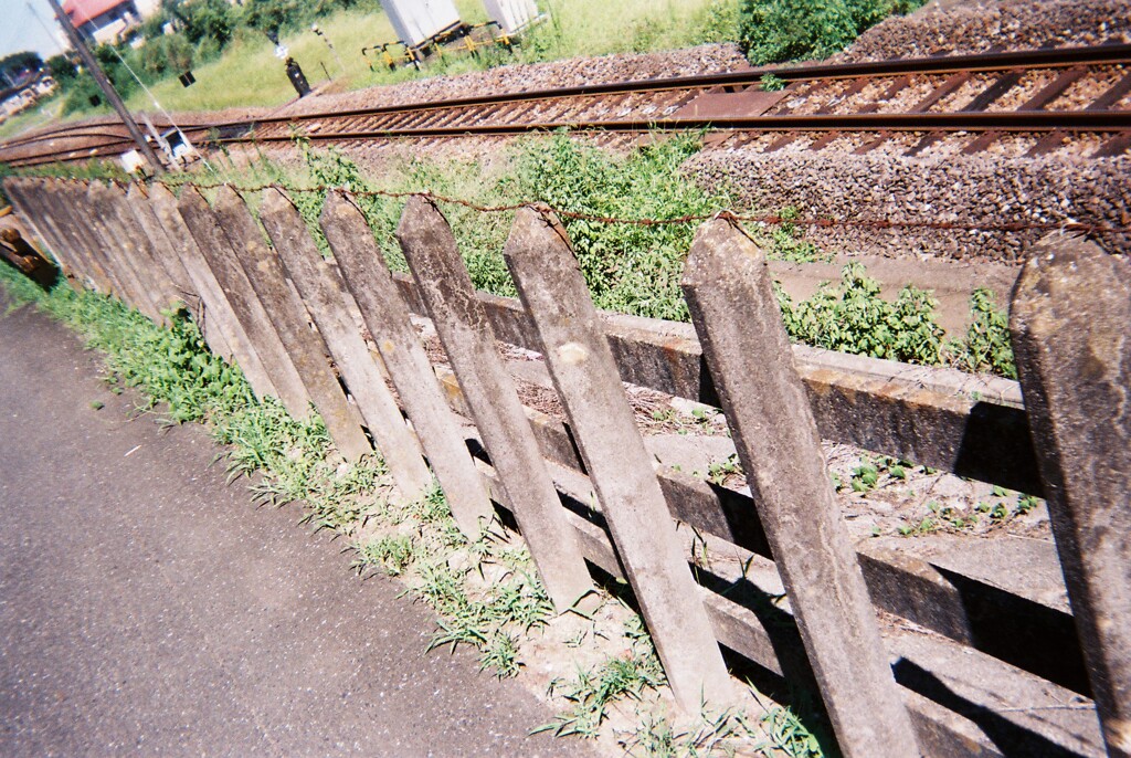 コンクリートの柵