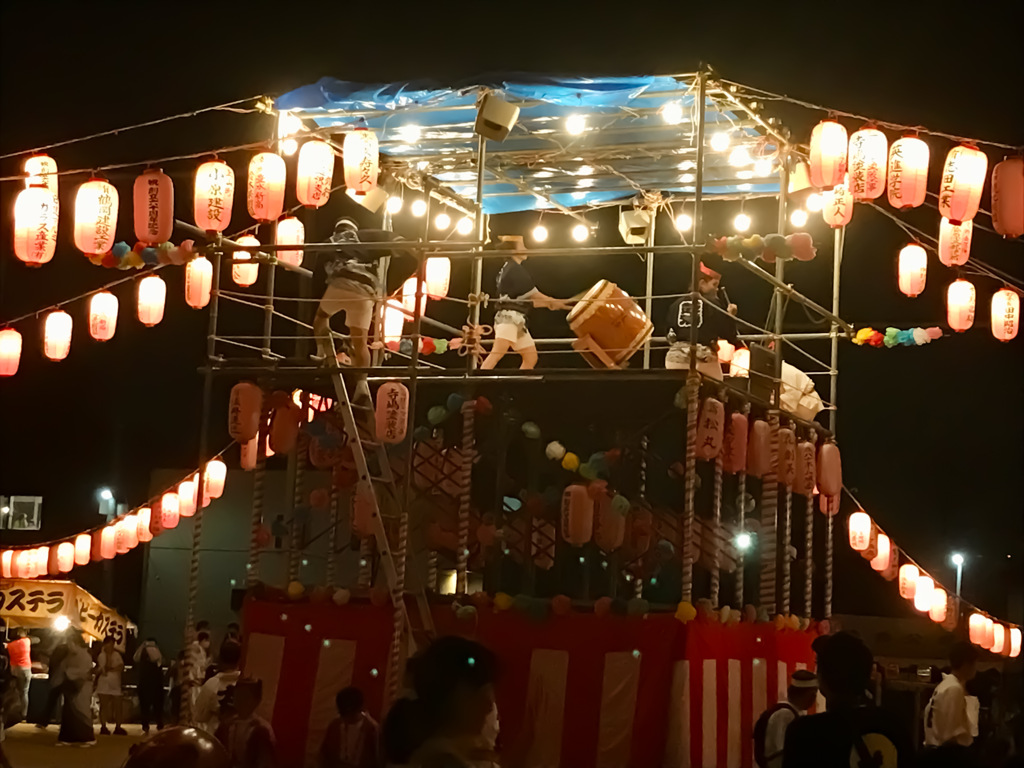 お祭り騒ぎ