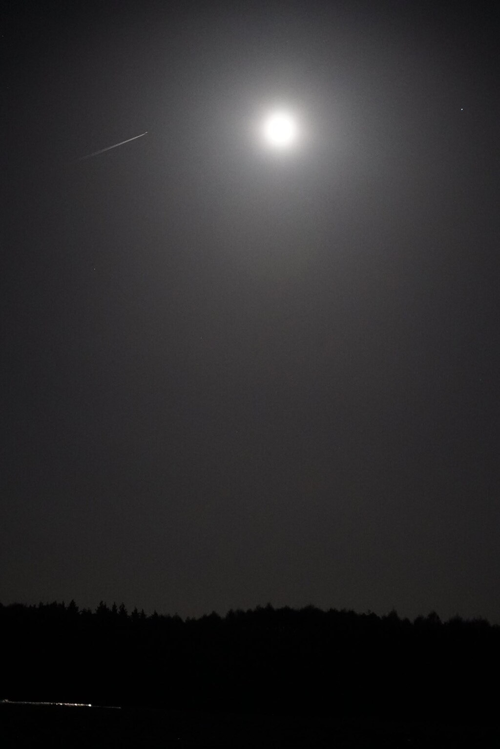 八ヶ岳高原の夜〜夜間飛行〜