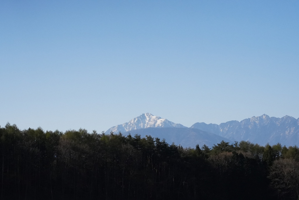 朝の甲斐駒ヶ岳