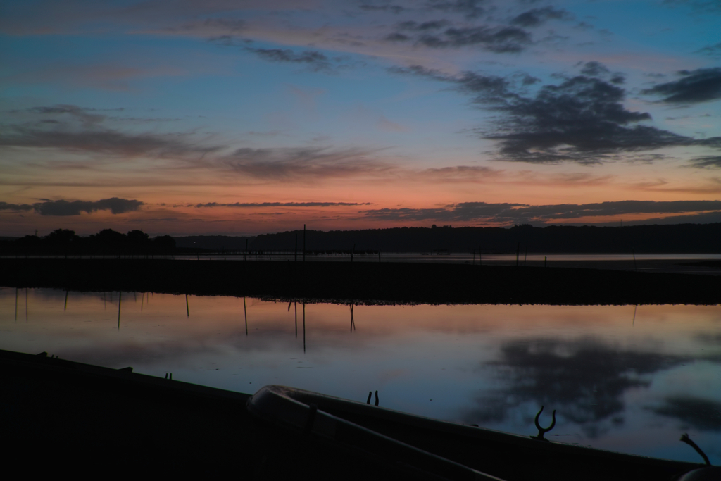inba lake at 4:47 16,Sep 2022 by Hanimar