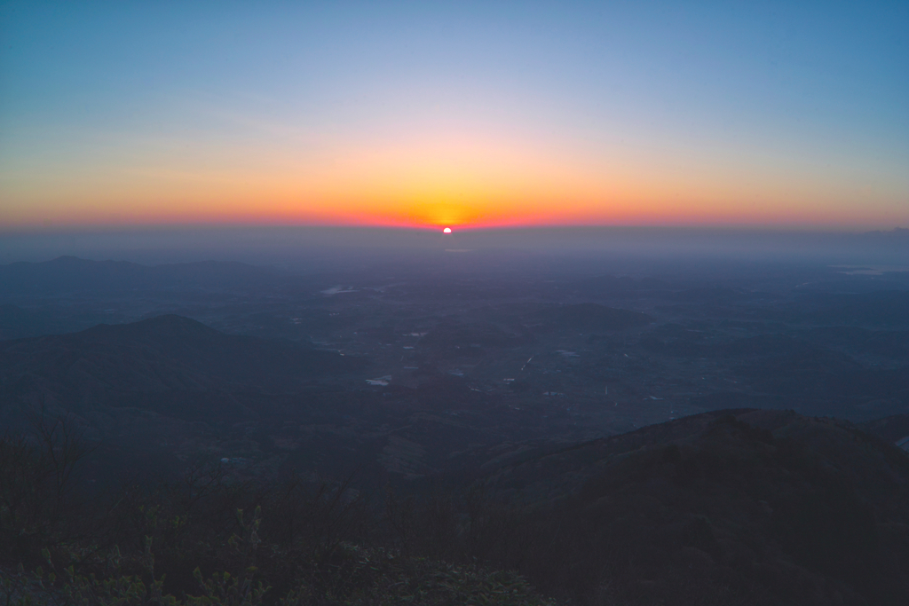 mt.tsukuba at 5:12 Apr 2023 by sd14+fish