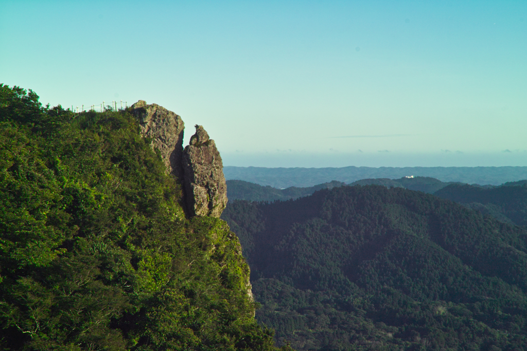 side face of iyogatake