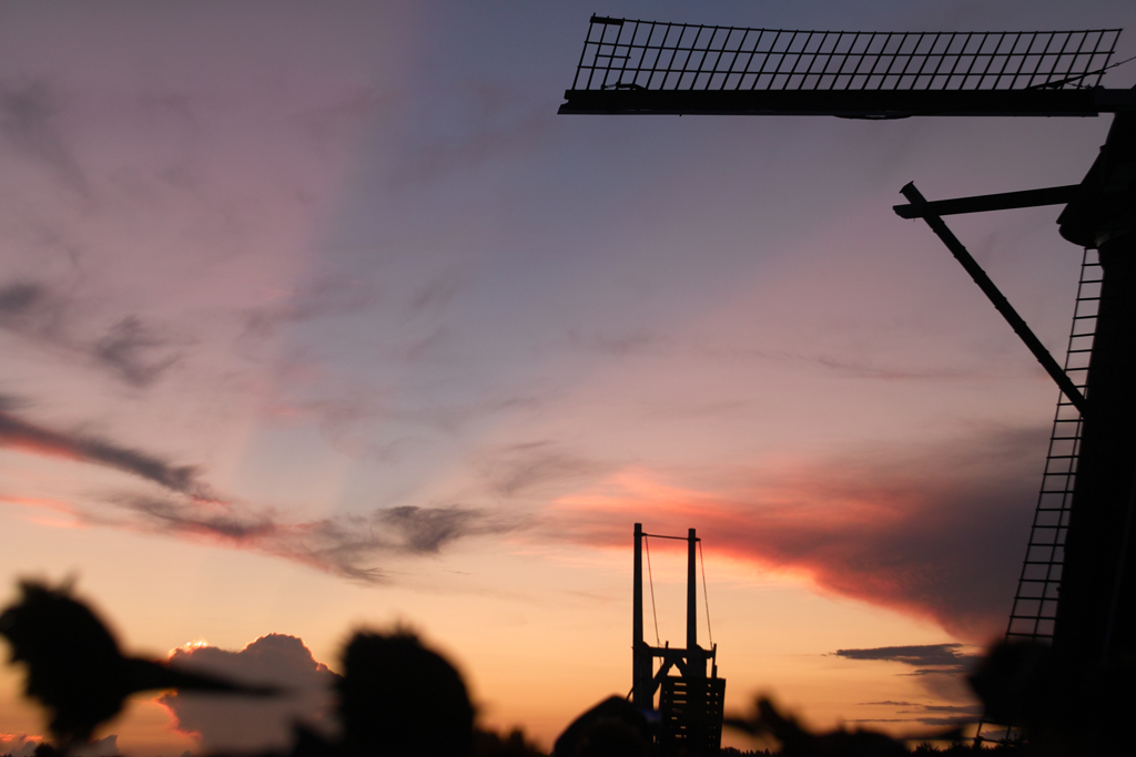 sunset at 19:14 18,Jul 2021