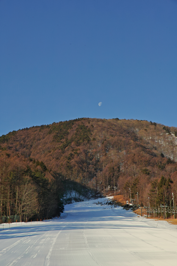 fujimi panorama ski resort at 8:27 13,Ja