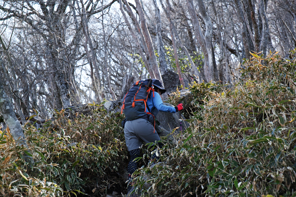 the way to the summit of  mt.kurobi
