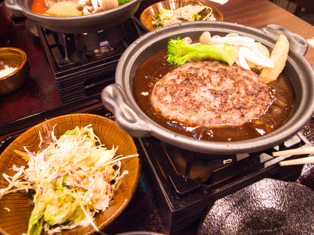 torokeru hamburger at 19-13 Nov,2 2025(G