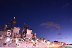 強襲揚陸艦