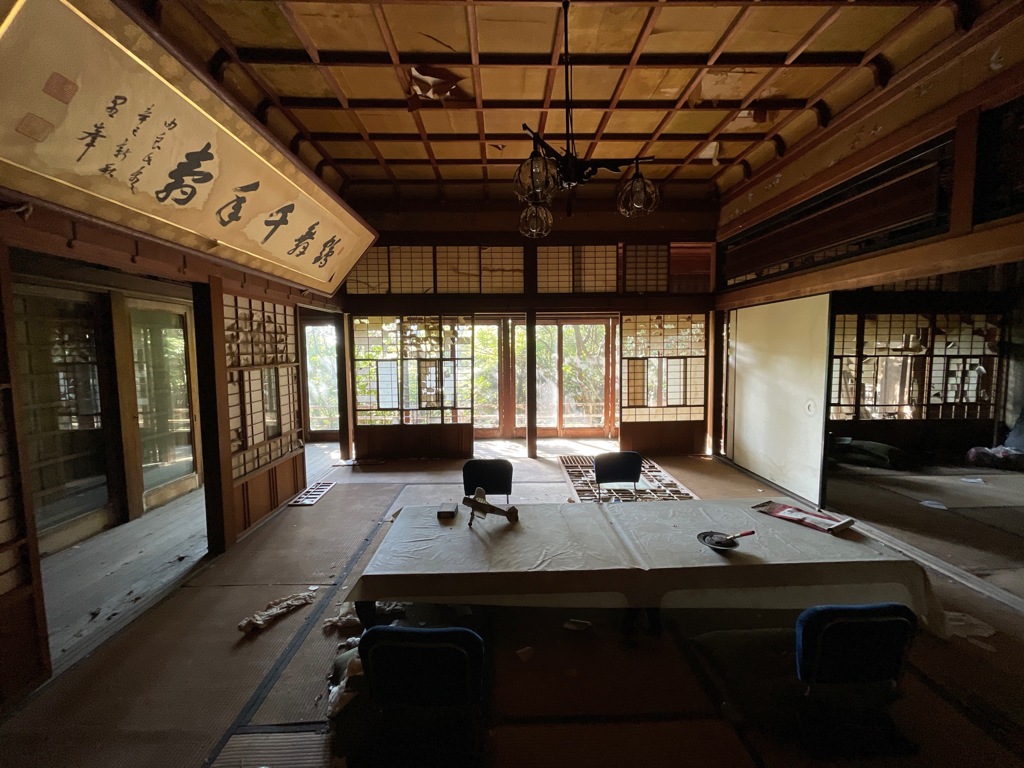 森の廃洋館①