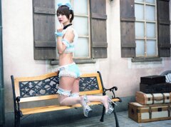 女性ポートレ－ト