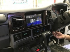 70ランクル　ナビ02