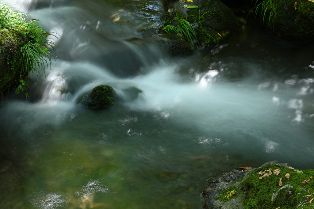 水の色