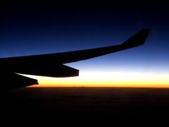 機上の夜明け