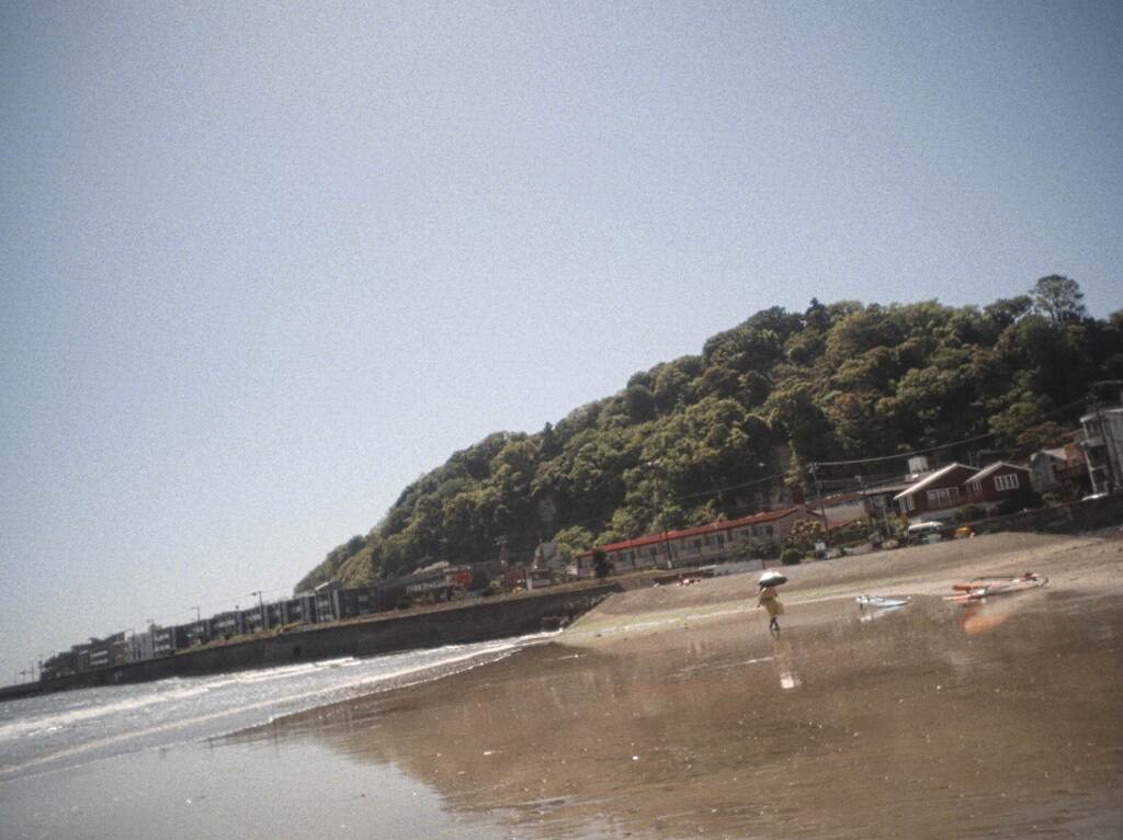 鎌倉、春の由比ヶ浜