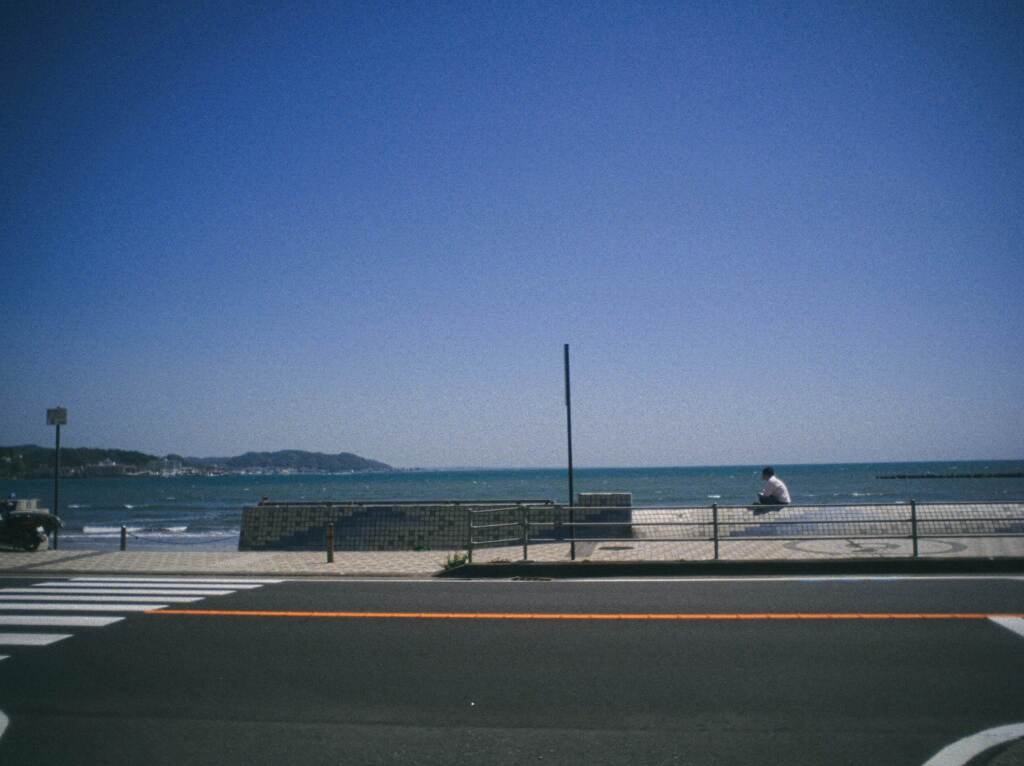 鎌倉、春の由比ヶ浜