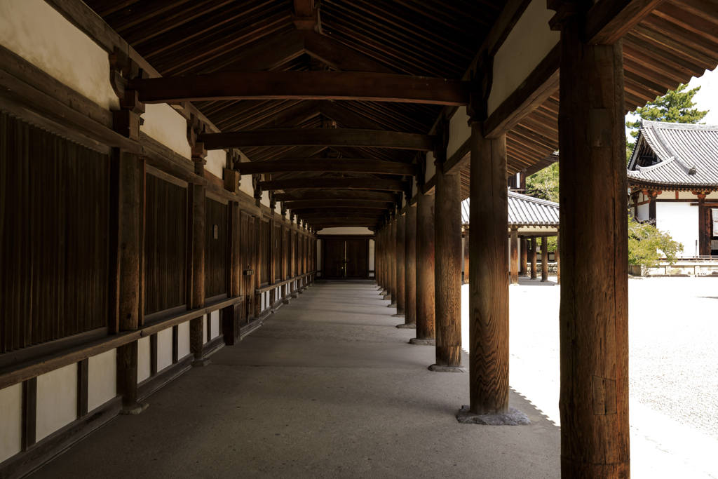 法隆寺にて